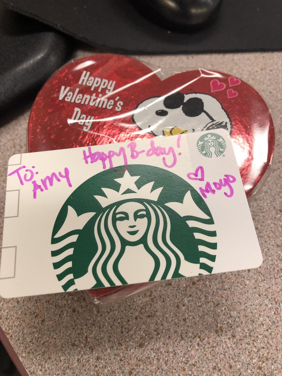 AmyPolsley's tweet photo. Thank you for the birthday love @MoyoDerichs If I were at Wheeler today, I’d give you 3 burger treats!!!💕🍔🍔🍔 https://t.co/uJly24htxB