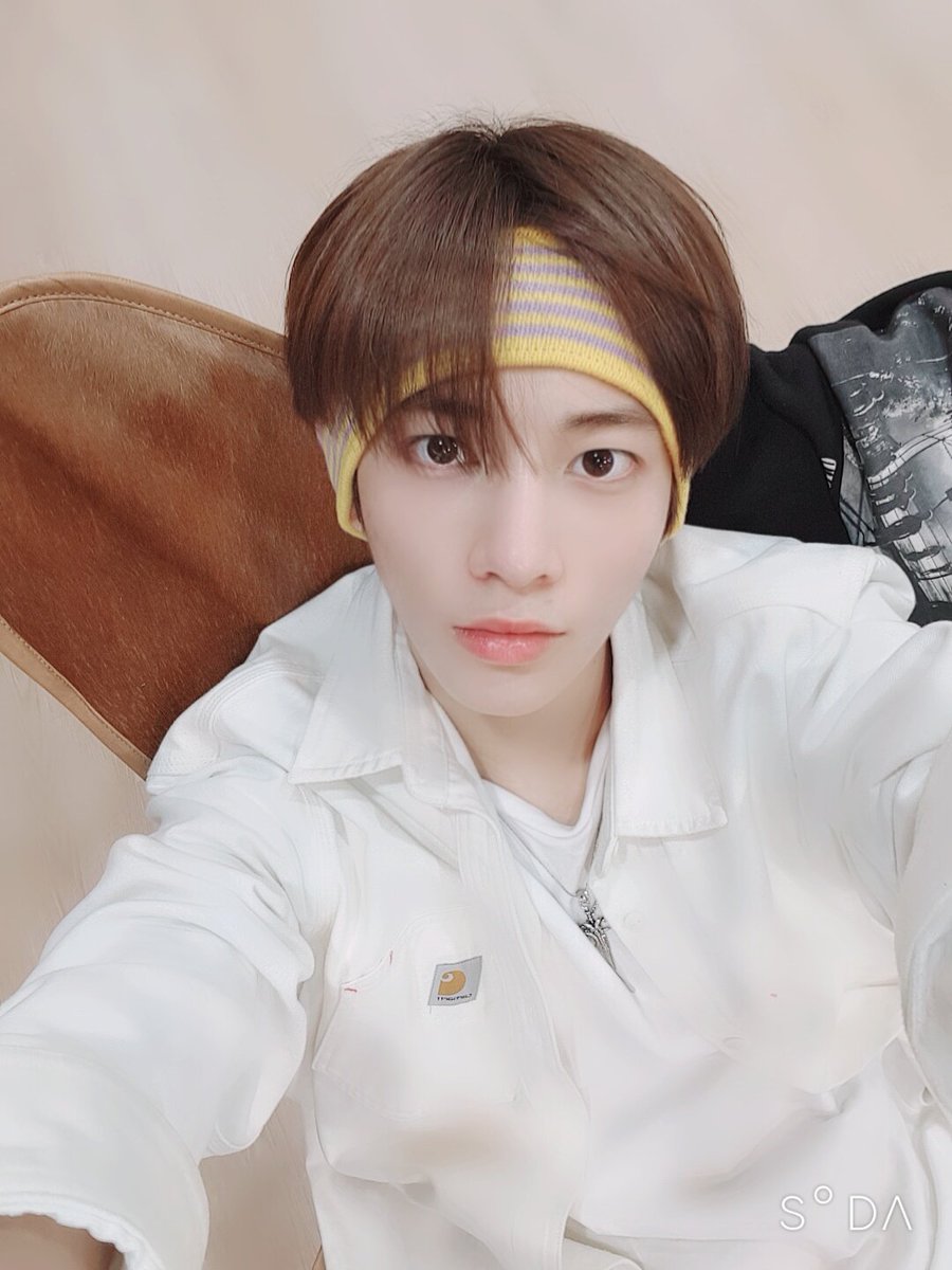 TXT_members tweet picture