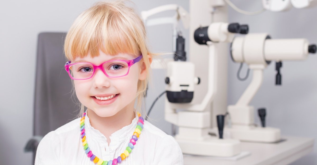 karenlockyeropt's tweet photo. It’s that time again! #Halfterm is around the corner - your chance to book your kids in for an eye examination, so they can enjoy the rest of spring term with clarity and confidence.. - and remember, children's #eyetests are free under the #NHS 😊 👍 https://t.co/LUARiY6k8H https://t.co/4EzS4iglSL
