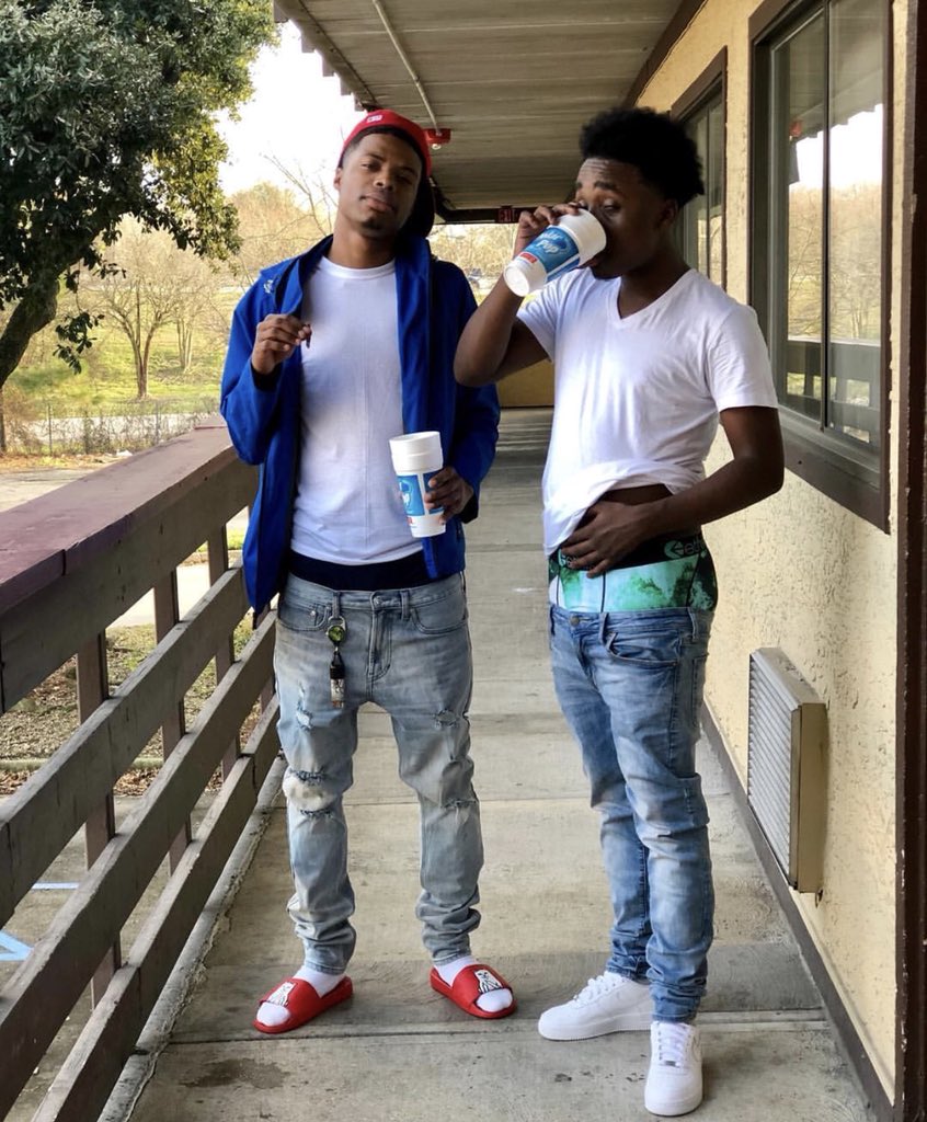 ProjectBabyRio's tweet photo. I Got Em All On My wave 🌊 cause its evidence 💙🤷🏽‍♂️🏙 https://t.co/aySDd75JOg