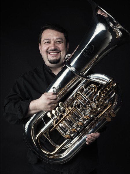 LowBrass_Store's tweet photo. ¡Tenemos la semana al completo!🗓

Os recordamos que mañana comienza el @MiraphoneGerman #Tuba &amp; #Trombon Tour con Salvador Tarrasó Aledón y Pablo Fernández.

Del 12 al 14 de Febrero en Murcia, Alicante y Valencia, respectivamente. https://t.co/H59NutQoj9