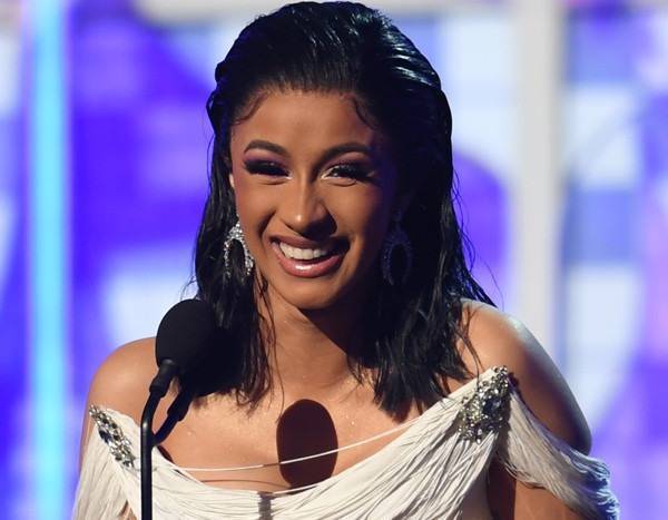 AtlantaNewsClub's tweet photo. Aw! Watch Cardi B Hear Her Daughter Say “Mama” for the First Time https://t.co/n7EjMwPeng https://t.co/u82U0tuRY9