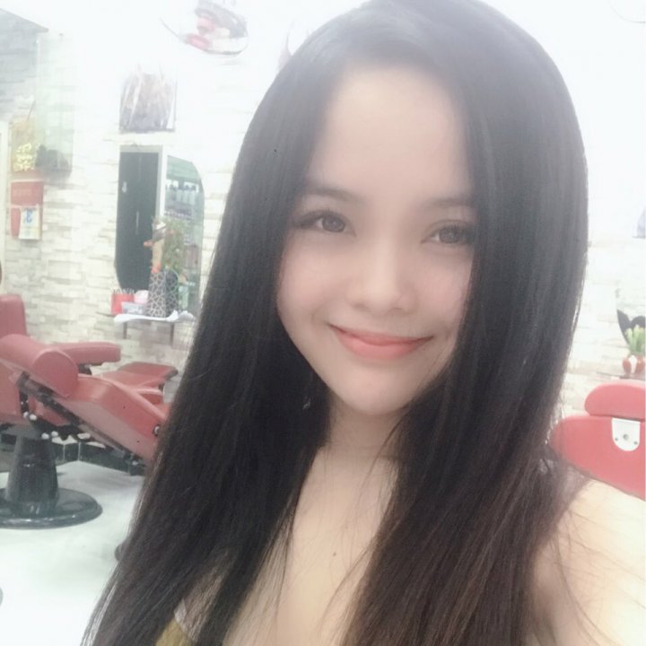Hãy cùng trò chuyện với mình nhé #BIGOLIVE bigo.tv/sid/2113016703…