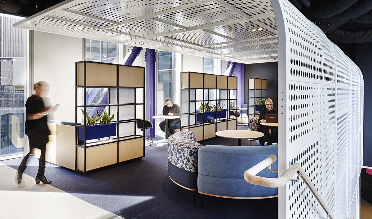 A Tour of Bank of Melbourne’s Elegant Headquarters: buff.ly/2RUCT8S. @schiavellogroup &amp; @geyerdesign