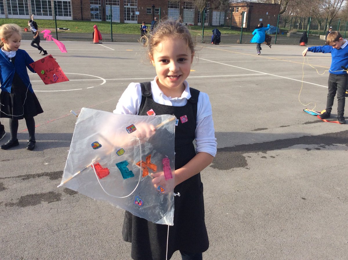 ThurnbyMead's tweet photo. Year Twoโs kite flying fun #letsgoflyakite #China #topicfun https://t.co/UGTI5Mmix9