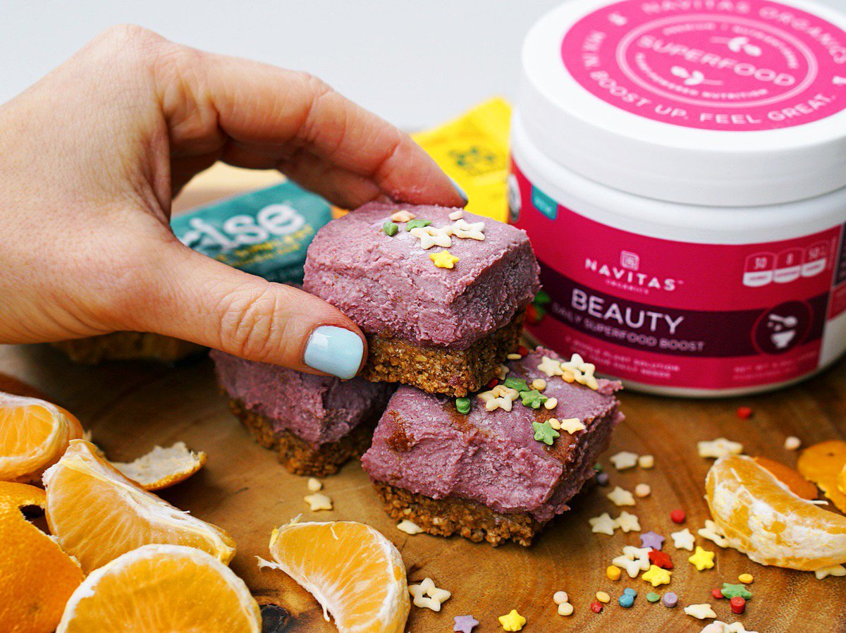 We teamed up with <a href="/navitasorganics/">navitasorganics</a> and <a href="/tiffanynapper/">Tiffany Napper</a> to give you guys the most amazing “Cheesecake” bars. How could you resist them? Check the link below to try them for yourself! #nonGMO #proteinbar #nopreservatives #wheyprotein risebar.com/blogs/blog/bea…