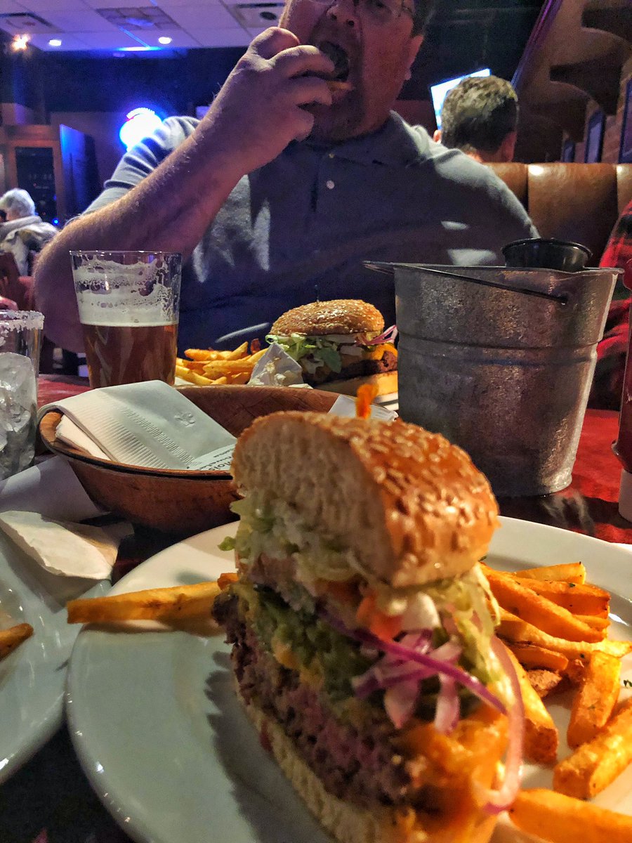 BeefPros's tweet image. Don’t forget to enter your #SteakNightDateNight photos for a chance to win some steaks! Remember, any beef item counts so enjoy that patty melt, green chili burger, roast, or of course steak!
#Contest #EatBeef #DateNight #ValentinesDay