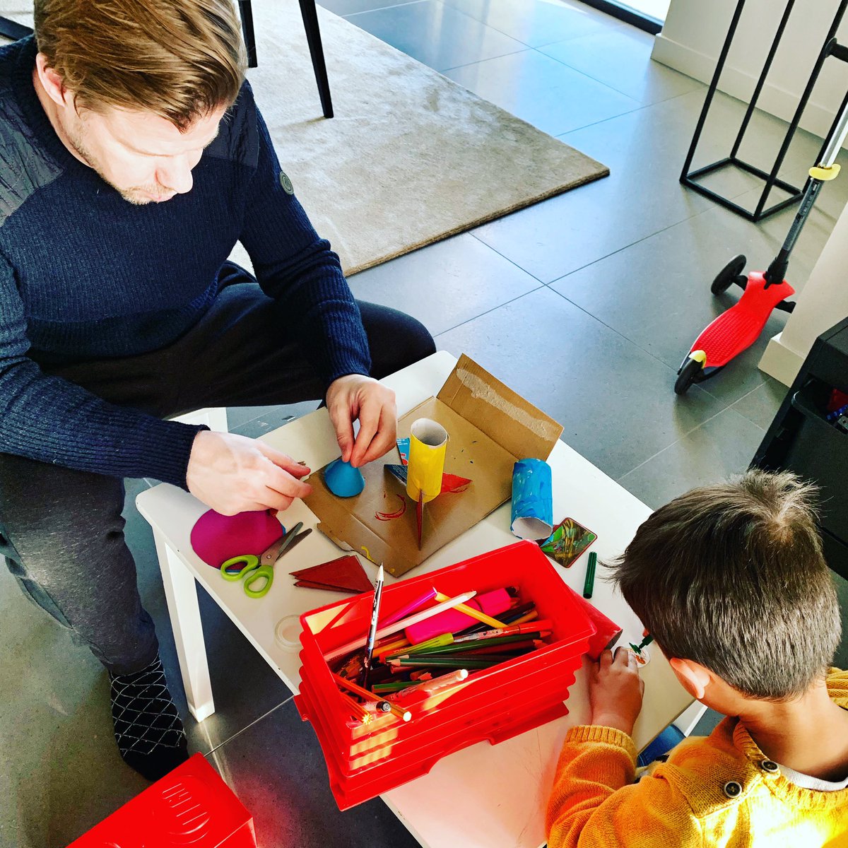 Home sweet home. Building rockets with my little guy❤️ #arts #crafts https://t.co/mBgY2cmfgk