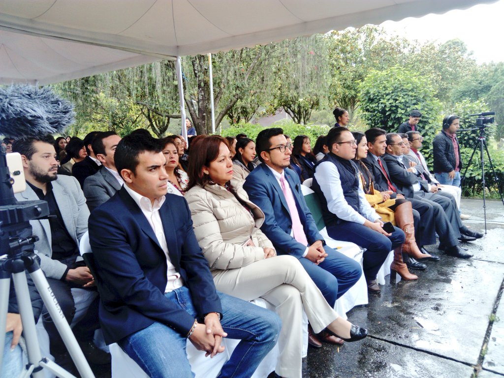 GoberLoja's tweet photo. . @UNLoficial inaugura la Semana del Estudiante, evento que contará con diversas actividades académicas preparadas por sus estudiantes. Participamos de esta jornada inaugural #MiSemanaUNL https://t.co/tUPo2jfReL