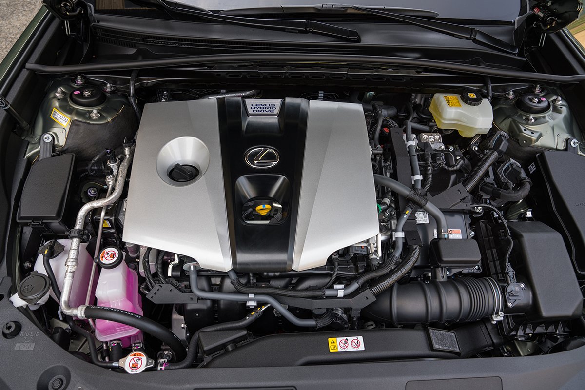 RVCLexus's tweet photo. A New Generation of Hybrid Drive:
A new, fourth-generation Hybrid Drive System is used in the ES 300h. In addition to delivering stronger performance and exemplary fuel economy. Schedule a test drive online and see for yourself: https://t.co/VxpoWD4HDY
#LexusHybrid #LexusESH https://t.co/deVgWQskV4