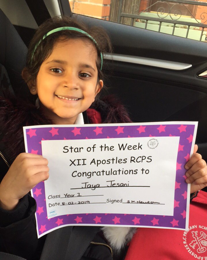 MeenaPJ's tweet photo. Super proud of this little girl 😊
#staroftheweek🌟 #workingreallyhard #schoolachievements #love❤️😍 https://t.co/QIEHhyuFvu