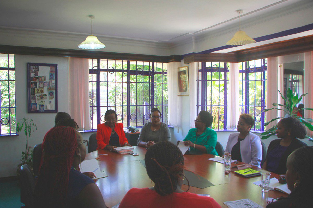 FirstLadyNakuru's tweet photo. I honoured an invite by Dr.Jennifer Riria,ECO Network Africa CEO.
Our discussion centred around possible initiatives that we could undertake together to benefit the residents of Nakuru County ,most importantly women empowerment @NakuruCountyGov @GovLeeKinyanjui https://t.co/treYksm5cX