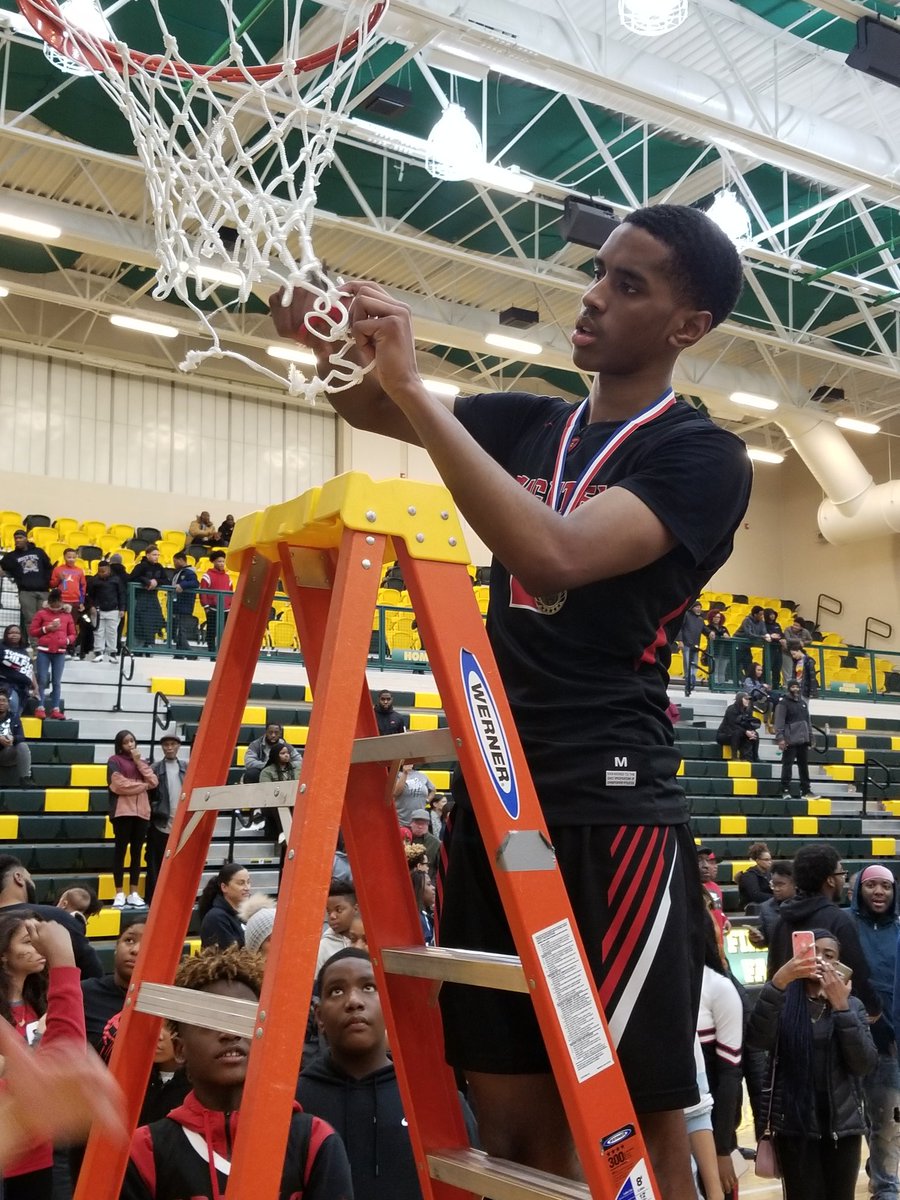 kleekidsnmore's tweet photo. SO proud of these #1040griffs #citychamps and my son #jonking2
Ready for this next level! #letsgo #buchtelbasketball πππ https://t.co/kKVUCaduKV