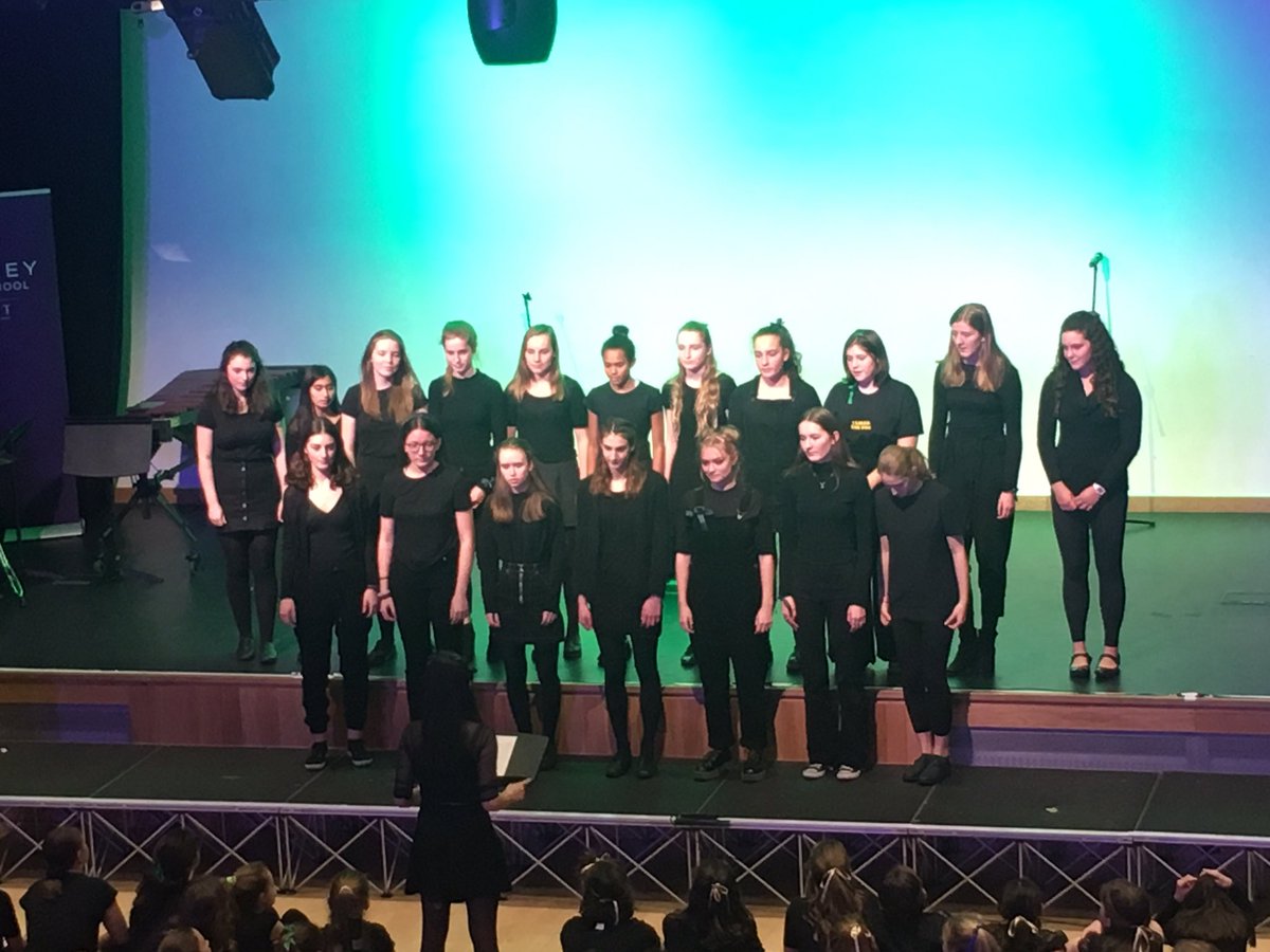 HousePutney's tweet photo. HOUSE SENIOR CHOIR❤️💛💚💙 https://t.co/t9c2RK8wlu