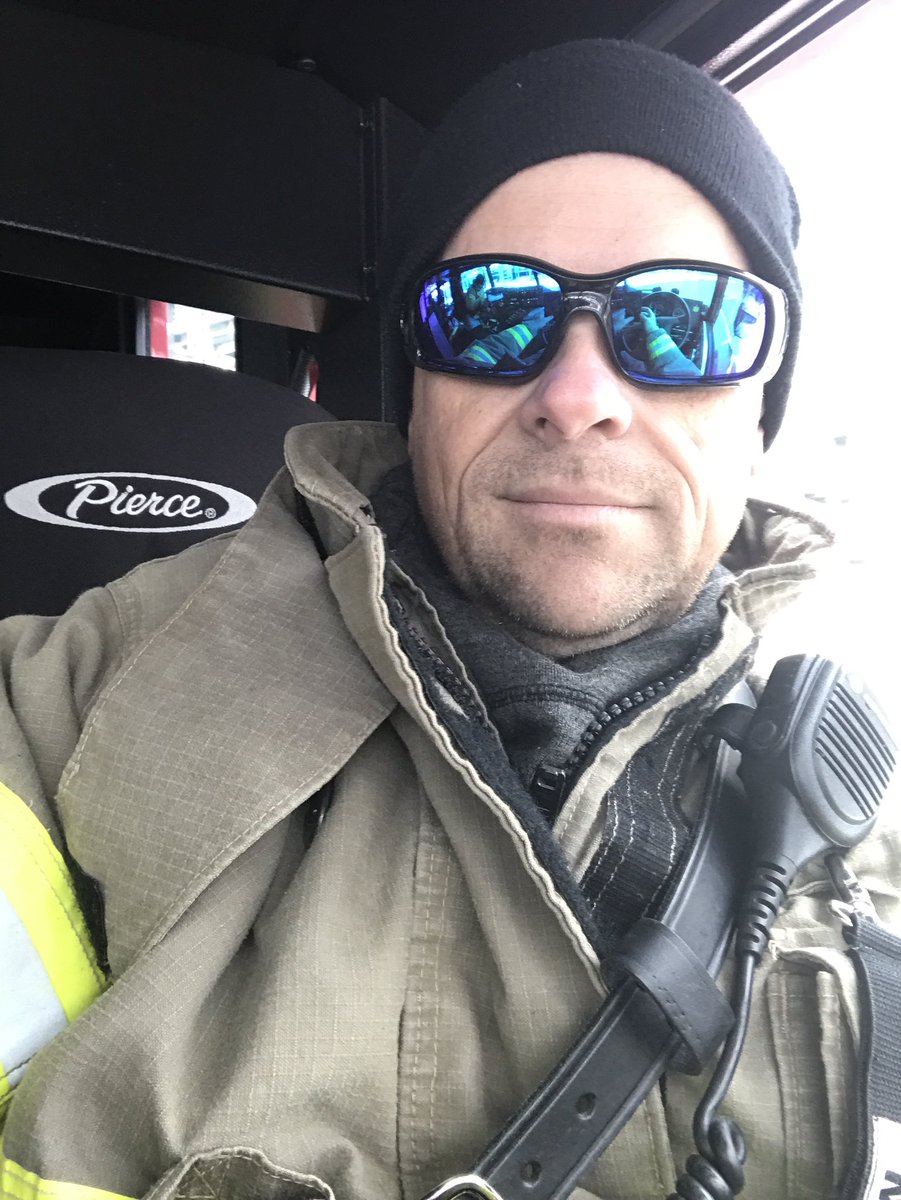 speek45's tweet image. Time to make the donuts.  #pcm335 #piercefiretrucks