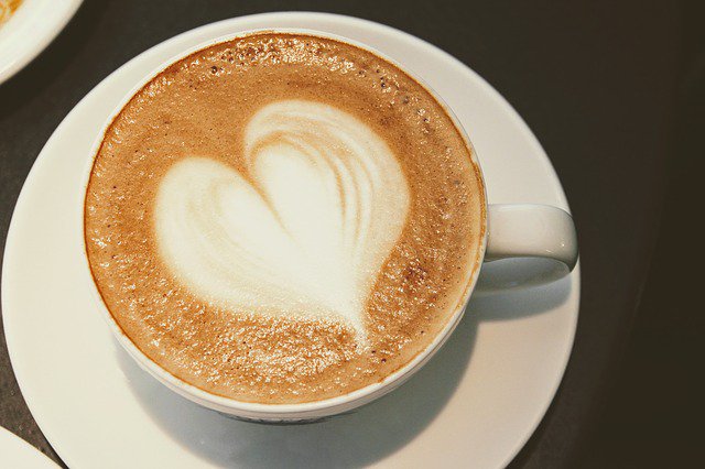 ArushasCoffeeCo's tweet photo. Love is in the air this week! 💕 Don't forget to make your way to Arusha's for a #coffeedate this Valentine's Day! https://t.co/J4tulv4Yo8