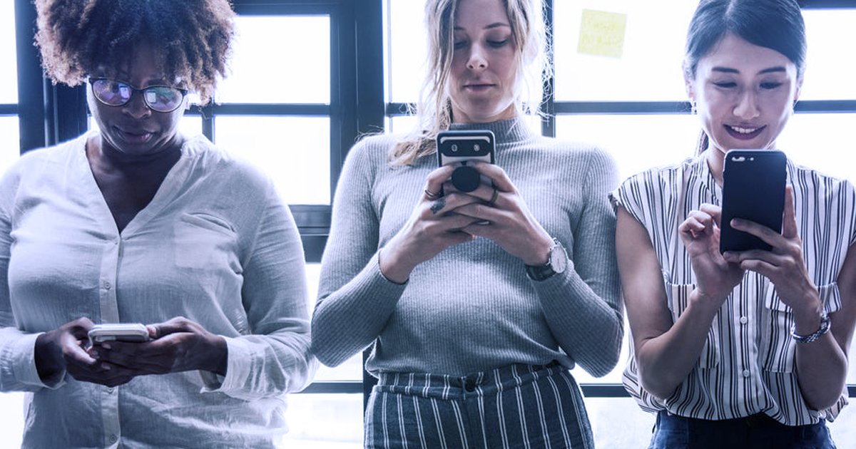 _FullReader's tweet image. In an e-reading app, we value most the supported formats, interface, customization options, and libraries management. These were the basics for FullReader. 
Do you think it’s correct? What influences your choice?