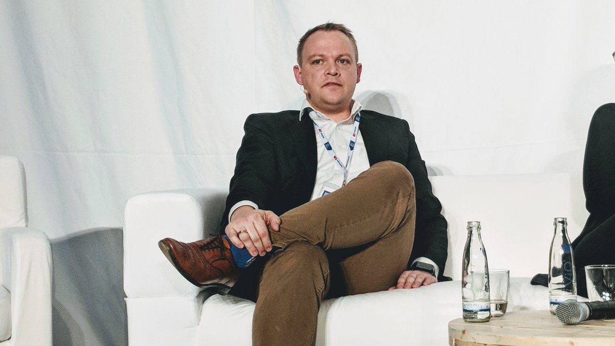 "Wir glauben an die Transformationsfähigkeit des deutschen Mittelstands und den Willen, es selbst zu gestalten." (<a href="/koehlerjoachimf/">Joachim Köhler</a>, <a href="/commerzbank/">Commerzbank</a> #openspace) #DigitalRelaunch