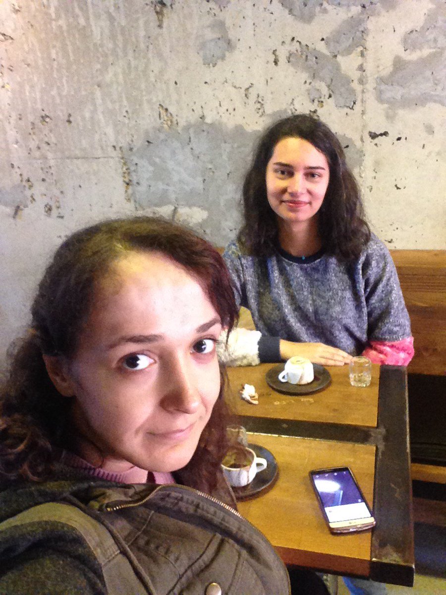 esramuezzin's tweet photo. Bugün günlerden haft 🤗 https://t.co/Ji1BztTgyK