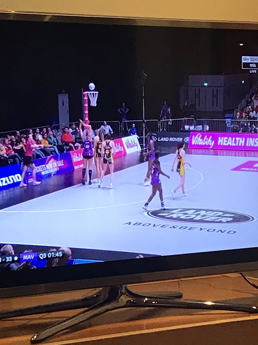 oakhamnetball's tweet photo. Netball Night ππΊ
Watching Mavericks v Wasps πͺ
#MondayNightNetball on @SkyNetball #AlwaysLearning π€π listening to @tamsingreenway analysis! #TeamNight #Oaks π΄β«οΈ https://t.co/Rt15g31ckp