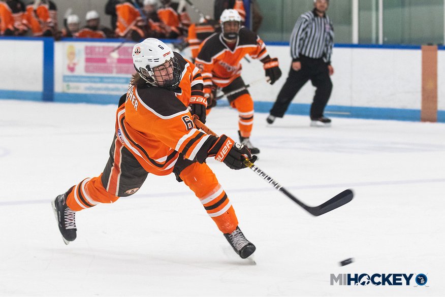 michaelcaples's tweet image. Sneak peek of the @MiHockeyNow gallery of #Compuware 16U&apos;s championship at the #HPHLplayoffs at @OnyxIceArena. 

📸: @sashapastujov12 | @dylanduke25 | @TyGallagher_6 | @Tyler5Duke | @jstoli09