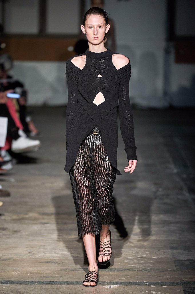 mothermodel's tweet photo. Jay Wright @ImAlwaysWright_ walking the #DionLee Fall 2019 ready-to-wear runway show in New York. #jaywright #dionlee #mothermodel #mothermodels #nyfw โช๏ธโซ๏ธ https://t.co/Nx3PHJQp2I