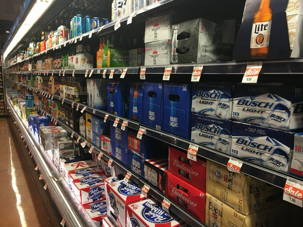 fox13's tweet image. LDS Church says it opposes bill eliminating 3.2 beer in Utah bit.ly/2Dvw5JX