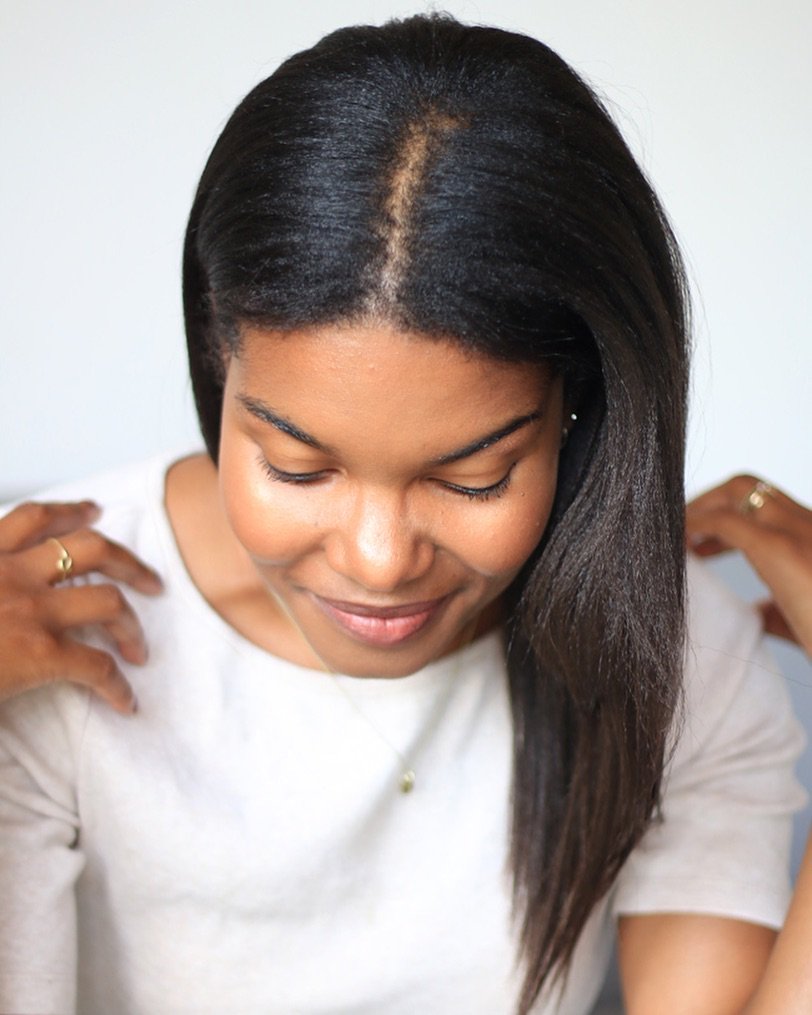 CelRelaxedHair's tweet photo. Personally, we love a good #middlepart but we switch it up from time to time!
How do you like to rock your part?
📸: @escapeforreason
#relaxedhair #celebraterelaxedhair #sidepart #deeppart https://t.co/xJEp16d0nW