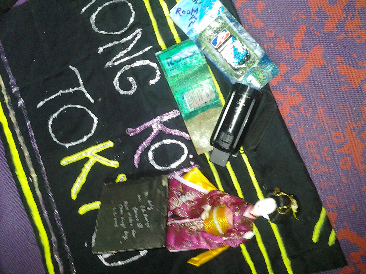 FetishSix's tweet image. Ok here is the first look at how to put together #YourTickets But here is the problem. Who are you and what is #YourTicketToRide If you don't #ClickIt You get a Ticket. It's a #SeatBeat Law So THIS Ticket is like no other. It's #ORIGINAL #ART from you the #ARTIST in #MbTm6