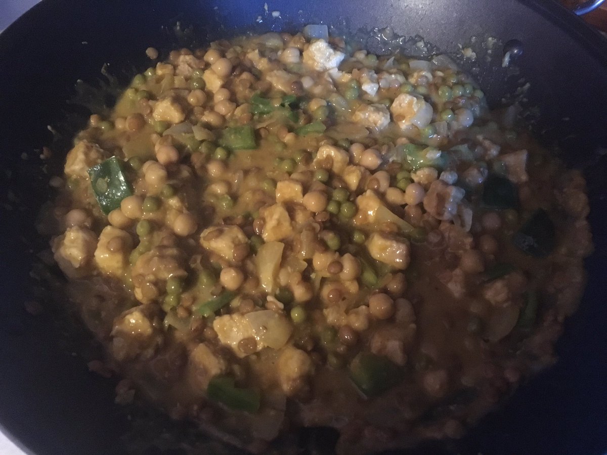 RichardStead's tweet image. Ready STEADY Cook! #NonBinding not so much rate my plate, more clock my wok, Sarah? 👨‍🍳