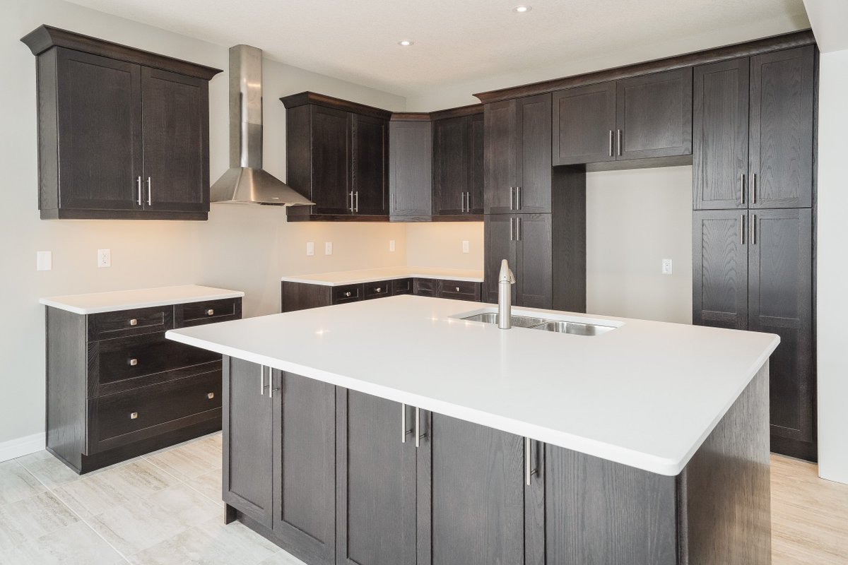 trilliumwest's tweet photo. A brand new space that’s truly one of a kind, a home where you can relax and unwind. Create something spectacular at Crosswinds Dr --> https://t.co/YJoMSst4e2 @srobert_tw #KWawesome #MovetoKW https://t.co/gQPhLmss07