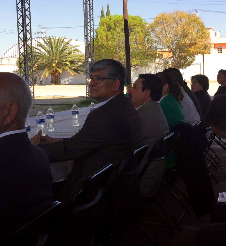 ManuelVidalesS's tweet image. 1er Concurso Estatal de Coros Juveniles del nivel de Secundarias Generales, el cual se lleva a cabo en la Secundaria General “Isaac Newton “ en el municipio de Tulancingo. #EducaciónEnHidalgo #EducarEsCrecerContigo #Coros #EducaciónBásica #SEPH