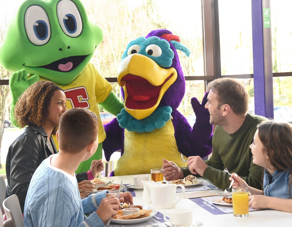 CadburyWorld's tweet image. IT’S TIME FOR A COMPETITION 🎉 ! Be in with a chance of WINNING a Cadbury Character Afternoon Tea experience with priority entry to Cadbury World for a family of 4 by RT &amp;amp; replying to this post by 18.02.19. T&amp;amp;Cs bit.ly/characterafter…