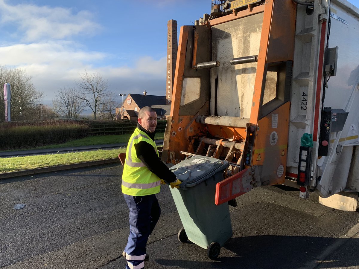 Great shift shadowing the bin men today - seeing the job through their eyes - 100% of the reason your bin was probably missed is down to contamination - food waste and polystyrene in the green bin <a href="/drig_pc/">Drig Parish Council</a> #recycling #greenbin #drighlington <a href="/Morley_Boroughs/">Morley Borough Independents</a>
