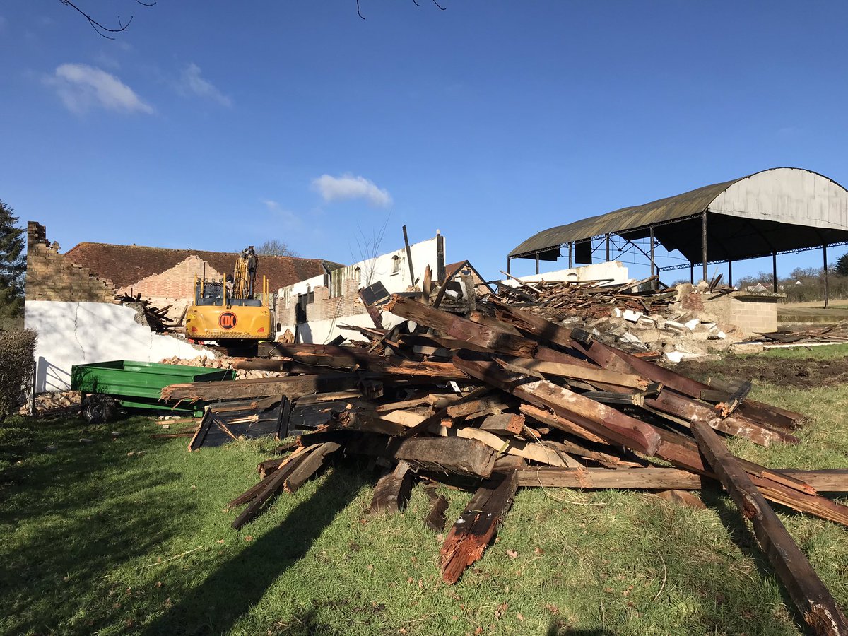 Quick fill in job  making safe two large barns <a href="/CDC_Demolition/">CDCDemolition</a> <a href="/CDCEnviro/">CDC_Environmental</a> <a href="/tru7group/">Tru7 Group</a> <a href="/Guynicholls7/">Guy Nicholls</a> <a href="/tm__33/">Tony Marshall</a> <a href="/JakeNicholls45/">Jake Nicholls</a> <a href="/Chinny63549321/">Chinny</a> <a href="/meik1fitness/">Meik Jensen</a> <a href="/DavidClarkeCDC/">David Clarke</a> <a href="/mark65re/">mark emeny</a> #truplant #eastanglasno1 #supplychain