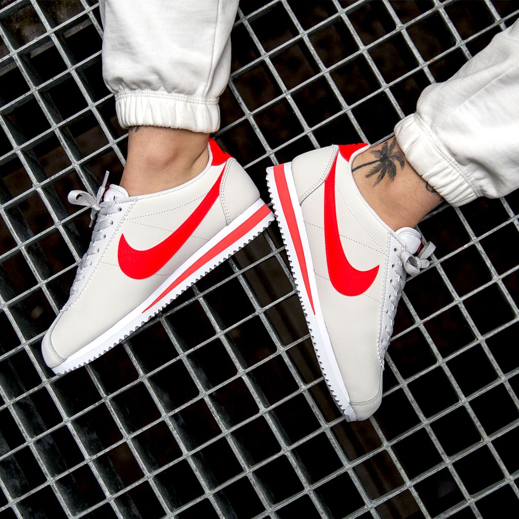 nike cortez bright crimson