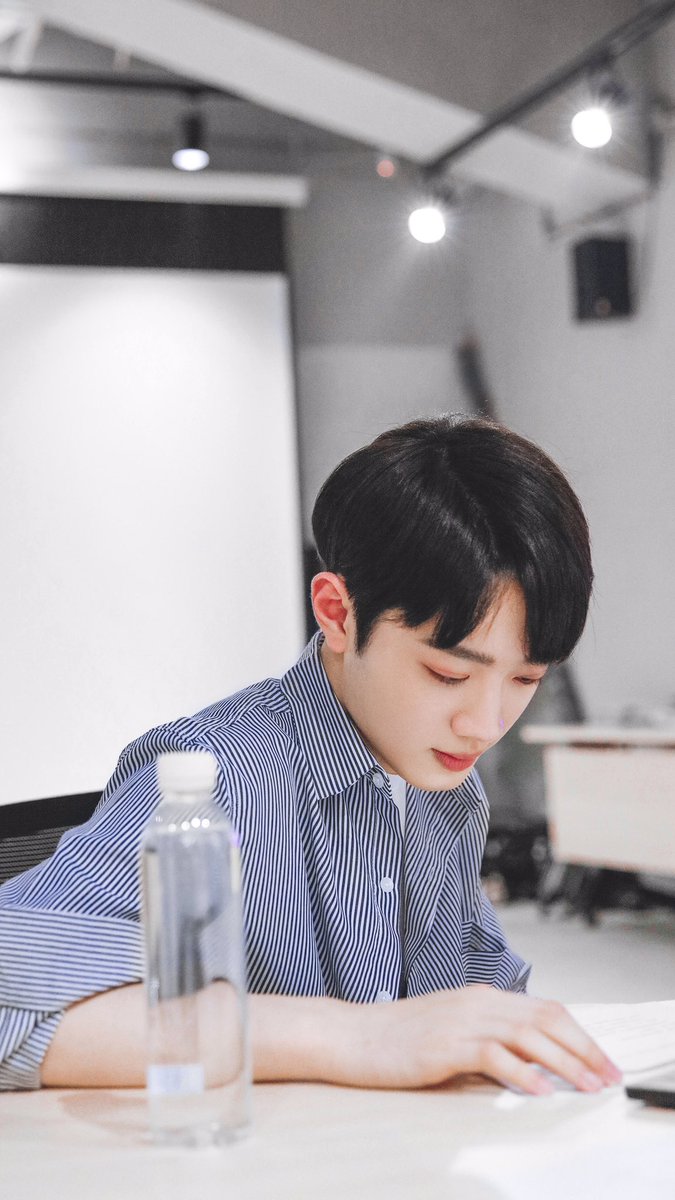 HitoriHAI's tweet photo. #라이관린 #赖冠霖

https://t.co/Ltv3cTHxvC
https://t.co/3ye1LGDNtt https://t.co/e5pREBIPh0