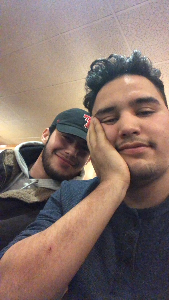 lilsmileyrun's tweet photo. Happy birthday @papa_squid ! Love ya brotha. Wait on me and we can get shitty tonight 🤪🤪 #hesingle #someonedatehim https://t.co/n6WG69m27p