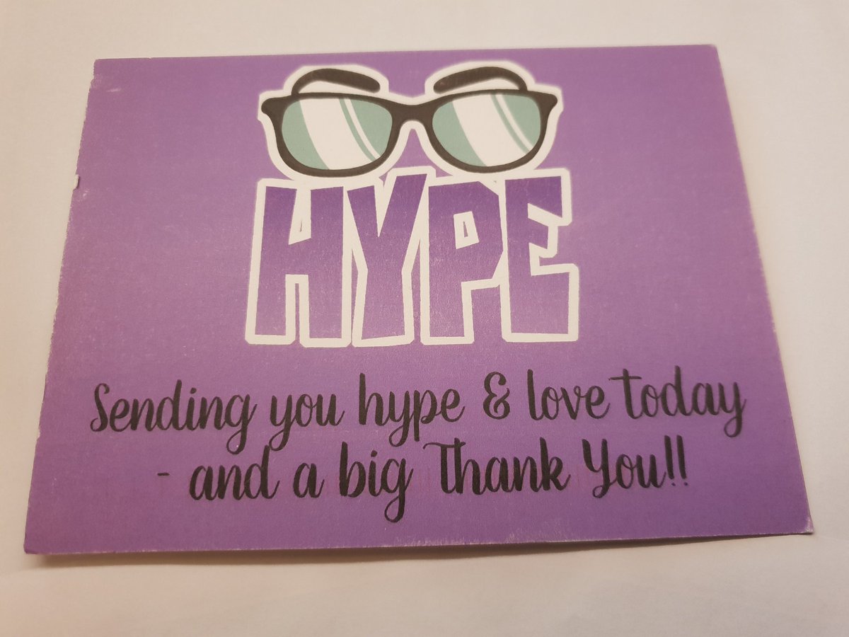 Got home today after work, then snowblowing at mine and a nabour. Then some renovationwork on the house, to then see this lovely purple hype letter from @YebbaDebba and i can truly say that it made my day 10/10