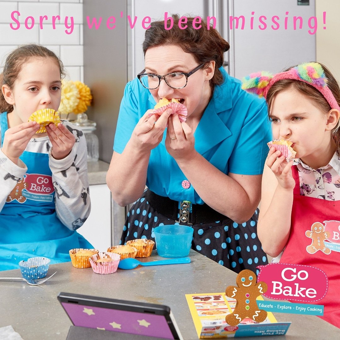 gobakenotts's tweet photo. It's been madness here at Go Bake HQ with under 5's classes, home Ed Classes, new classes, holiday specials, parties & baking mixes that we've not had time to keep on top of our social media π’π€π we will be back soon!
#gobake #spoonsnotscales #myfirstmix #bakingwithkids https://t.co/hVRQbNkdWM