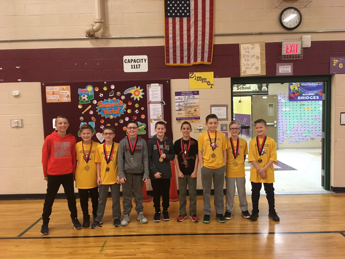 Meadowbrook111's tweet image. Shoutout to our 4th grade girls and 5th grade boys basketball teams for earning medals this past weekend. We are very proud! #BestSchoolOnThePlanet