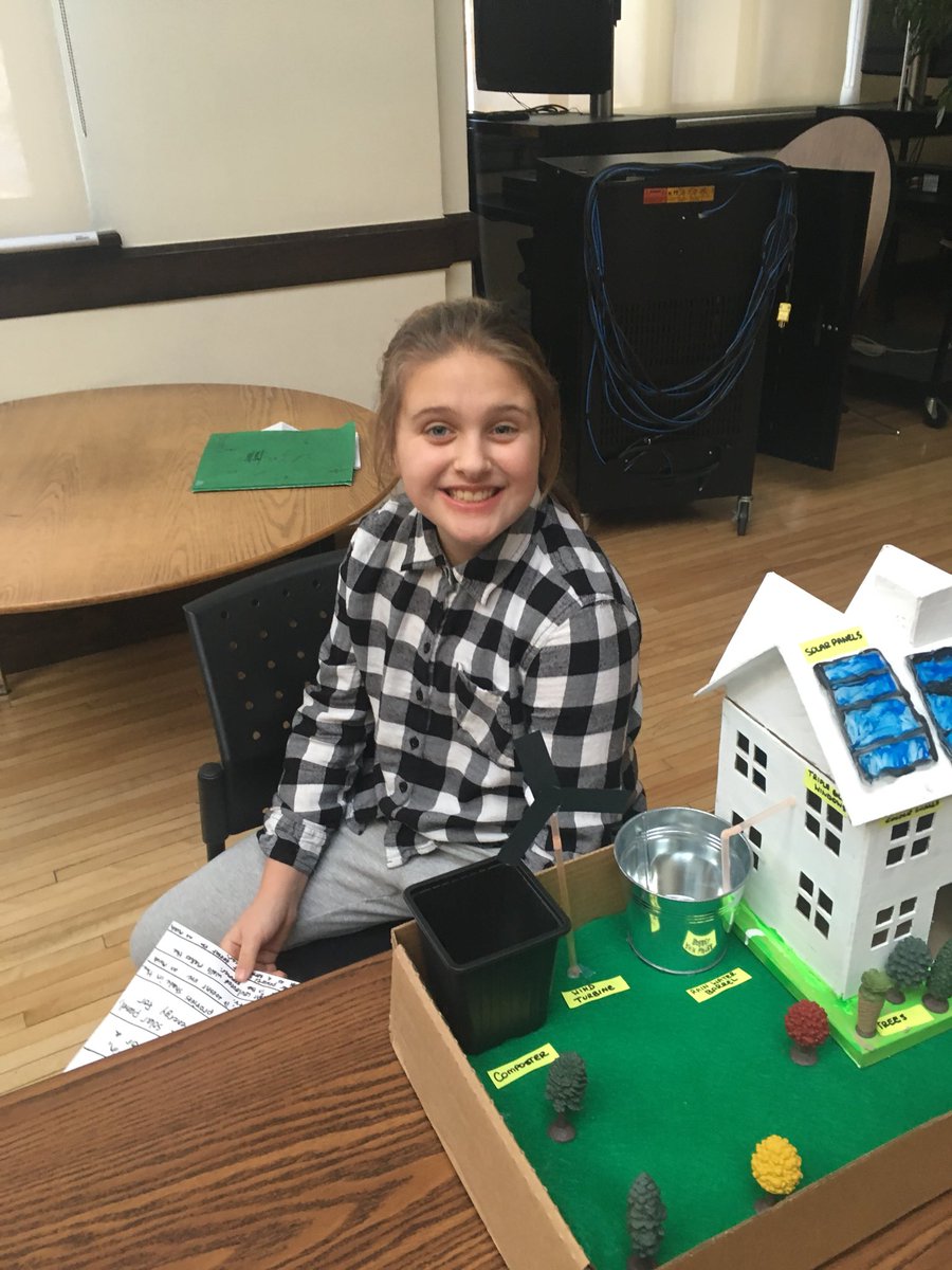 Mrs. Pfaff tweet media