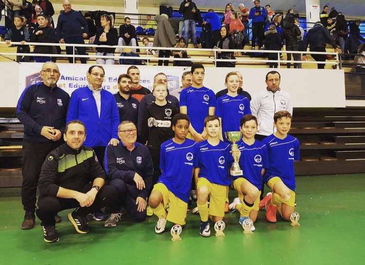 FCChalon's tweet photo. 🏆 MAGNIFIQUE ! ⭐️⭐️
Les U13 sont champions de Saone et Loire pour la seconde année de suite !
Félicitations !
Finale régionale dans 15 jours .. https://t.co/FiQwhaIU0l