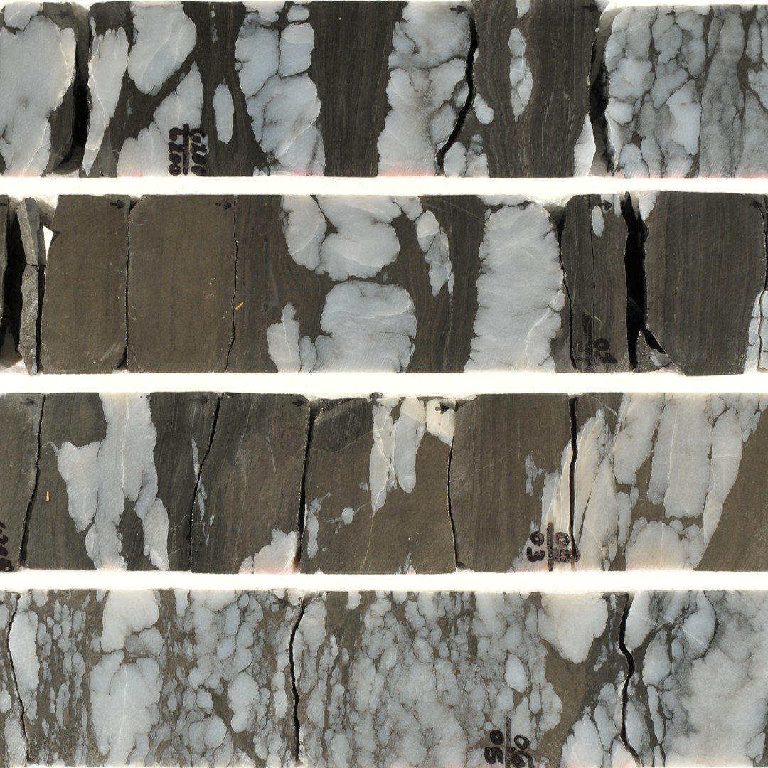 utahgeological's tweet image. The Utah Core Research Center&apos;s inventory is now available as an interactive web app. Explore this extensive collection of geologic core and cuttings using the searchable map or download the complete database - geology.utah.gov/apps/rockcore/… #utahgeology #geology #coresample