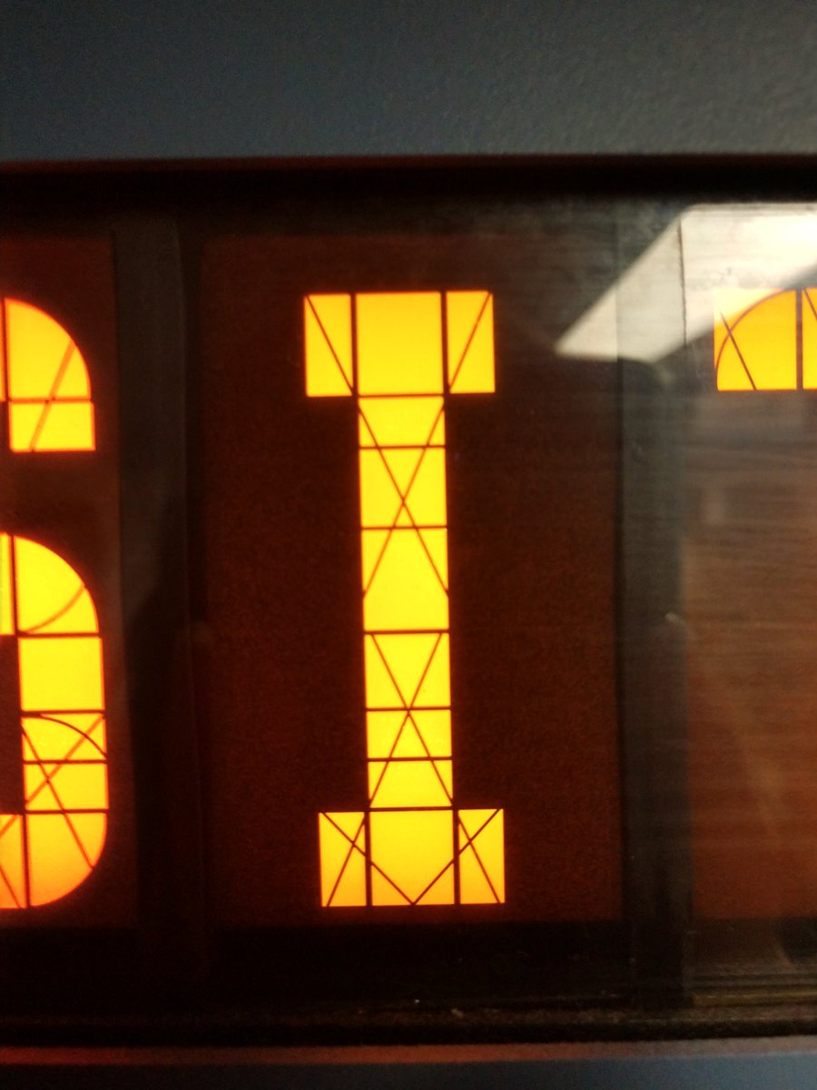 NJT segmented display sample letter "I"
