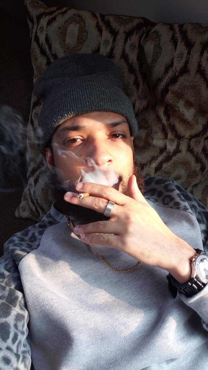 Aka_TeddDaBoss's tweet photo. #GoodSunLight #420 #LostFile https://t.co/IUgldPmgDB