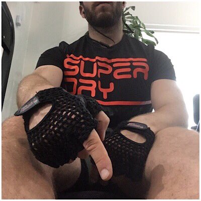 RussellistheMan's tweet photo. #downboy 💪🏼👑 #russellistheman https://t.co/gcrW1QgAYE