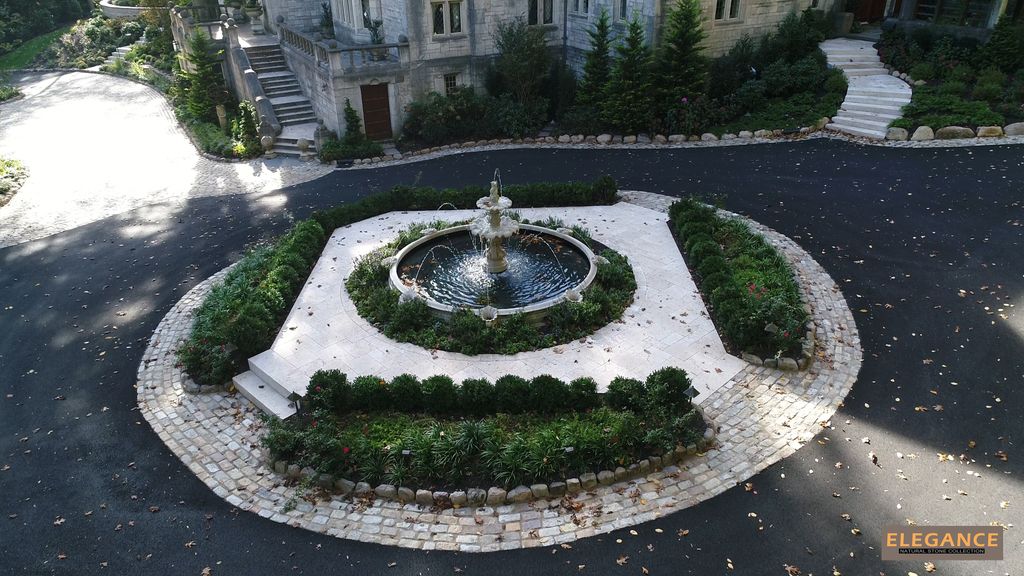 NTpavers's tweet photo. ivory travertine pavers and steps are very harmonious with the historical texture.
#ivorytravertine #pooldesign #whitetravertine #travertinepavers #frenchpattern #nttrading #elegance #exteriordesign #outdoordesign #landscapedesign #architecturaldesign https://t.co/HMvS49INTv