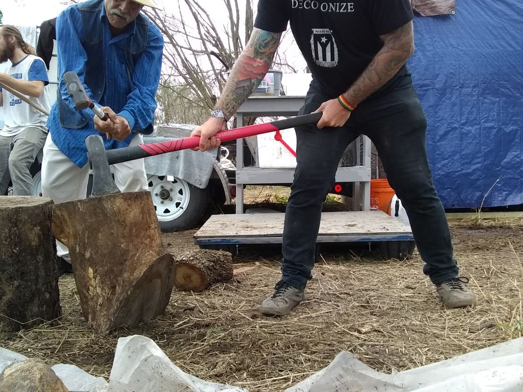 YaluiVillage's tweet photo. working at @Yalui
#NoBorders #BorderCamp #NoWall #Somisek #DefendtheSacred #DefendtheRio #DefendSomisek #AntiWall #NoBorderWall #StandWithOcelot #StandWithButterfly #IAmMigrant https://t.co/uBGfsjSQiq