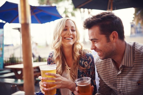 Twenty_Twenty_G's tweet photo. How much alcohol does #beer contain? About 4 to 7 percent alcohol, depending on the beer. https://t.co/nLhAZZHYVK